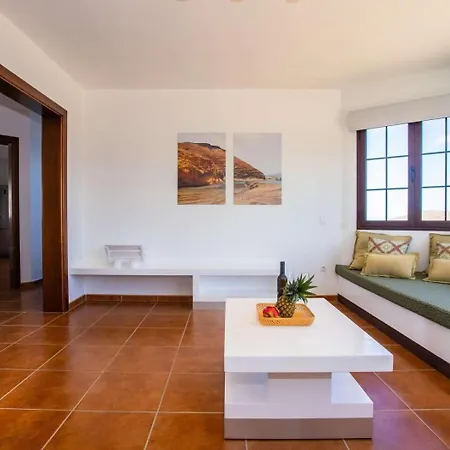 Casa de Férias Villa Tabaiba By Villalize